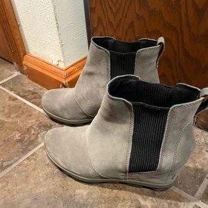Sorel women’s wedge size 9
